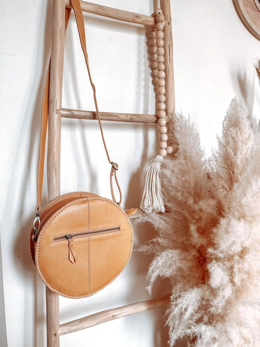 Juan Antonio Buckskin Small Canteen Bag