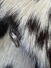 Load image into Gallery viewer, Plain Silver Spinner Ring Size 7.5