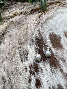 Pearl Dangles - 9mm