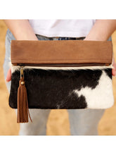 Load image into Gallery viewer, Handmade Cowhide Purse Handbag Clutch Bag Brown