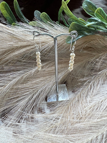 Pearl Strand Dangle