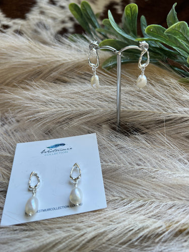 Oval Pearl Drops