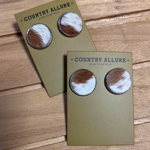 18MM COWHIDE STUDS - TAN/WHITE PATCH
