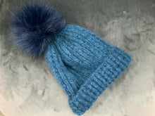 Load image into Gallery viewer, Wooly Pom Pom beanie