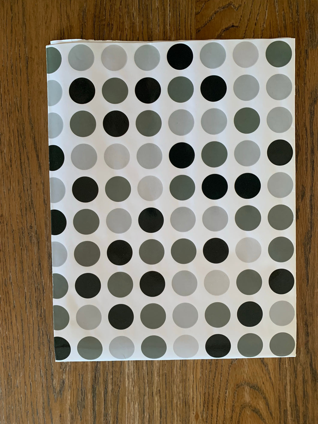 Wrapping Paper - Spotty (E1346)