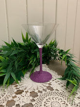 Load image into Gallery viewer, Glitter Glasses - Martini Tapered