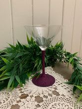Load image into Gallery viewer, Glitter Glasses - Martini Tapered