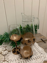 Load image into Gallery viewer, Leopard Glitter Wine Glass