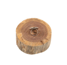 Load image into Gallery viewer, Cowhide Ring - Tan/White Patch