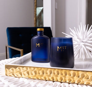MOSS STREET - SANDALWOOD & SEA SALT SCENTED SOY CANDLE