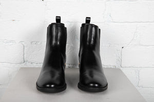 BETTY BASICS - QUEST BOOTS