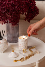 Load image into Gallery viewer, Moss Street Camellia &amp; White Lotus Soy Candle Mini