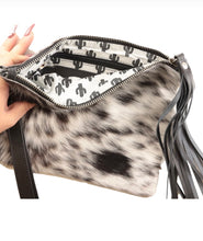Load image into Gallery viewer, Clare Cowhide Clutch Large - 033